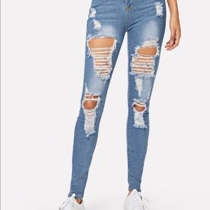 ripped skinny jeans